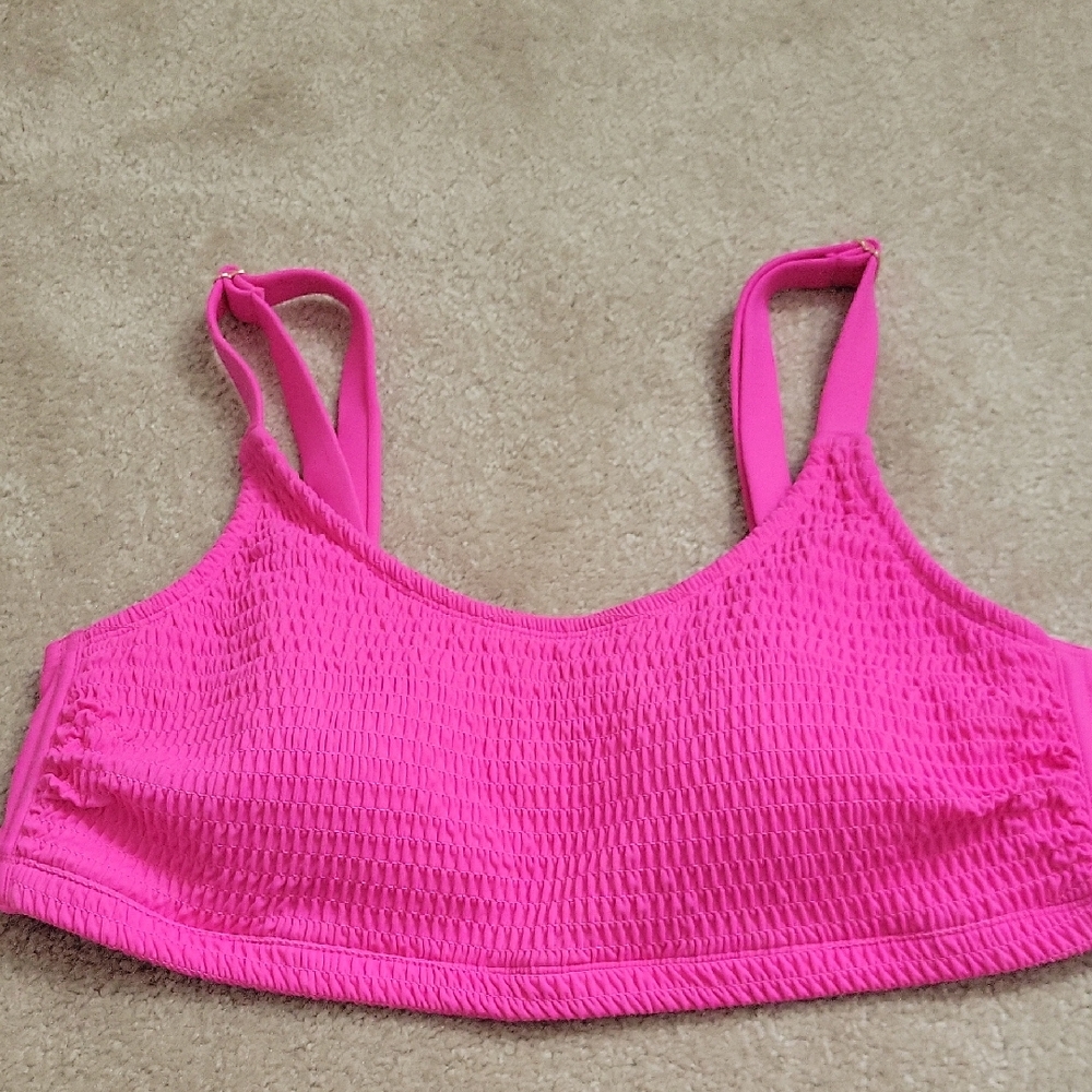 FREE W ANY PURCHASE! Wild Fable Vibrant Pink Textured Bralette